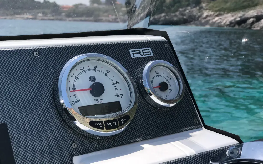 slider 26 Renier R6