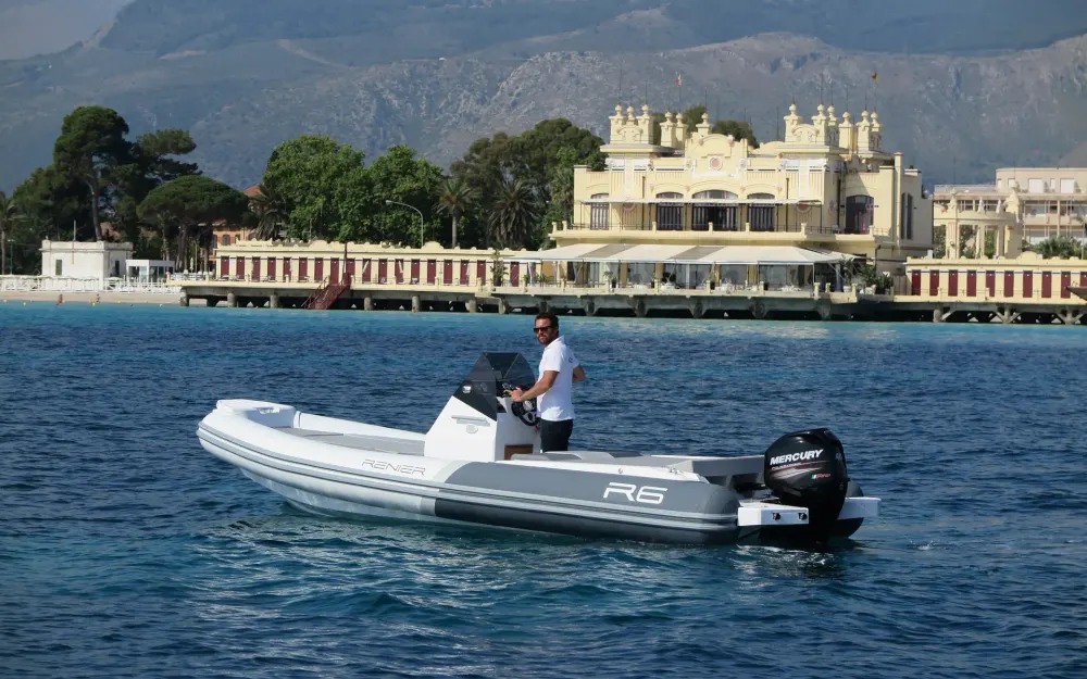 slider 8 Renier R6