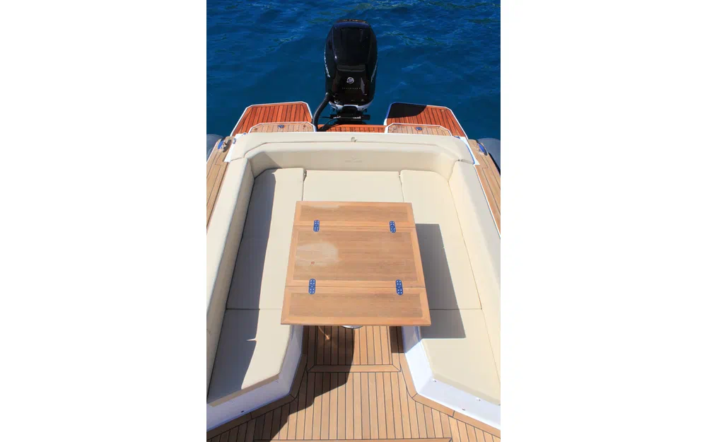 slider 9 Renier R9 Tourer