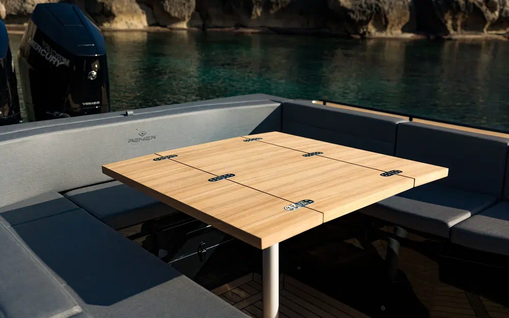 slider 17 Renier R10