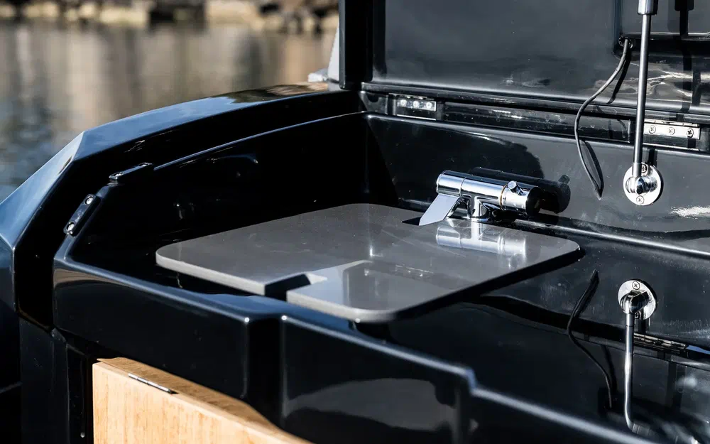 slider 21 Renier R10