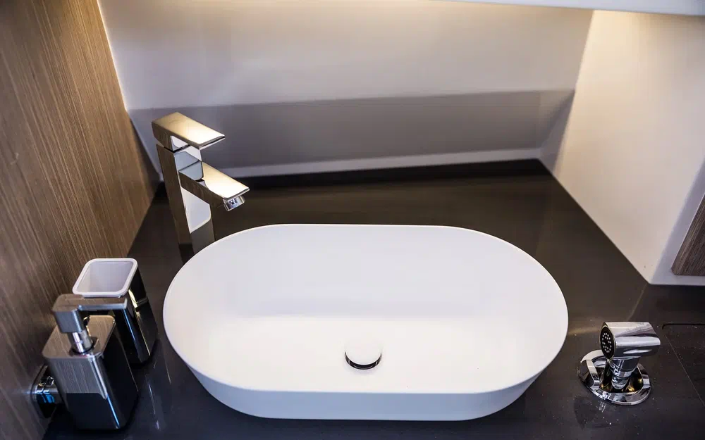 slider 23 Renier R10