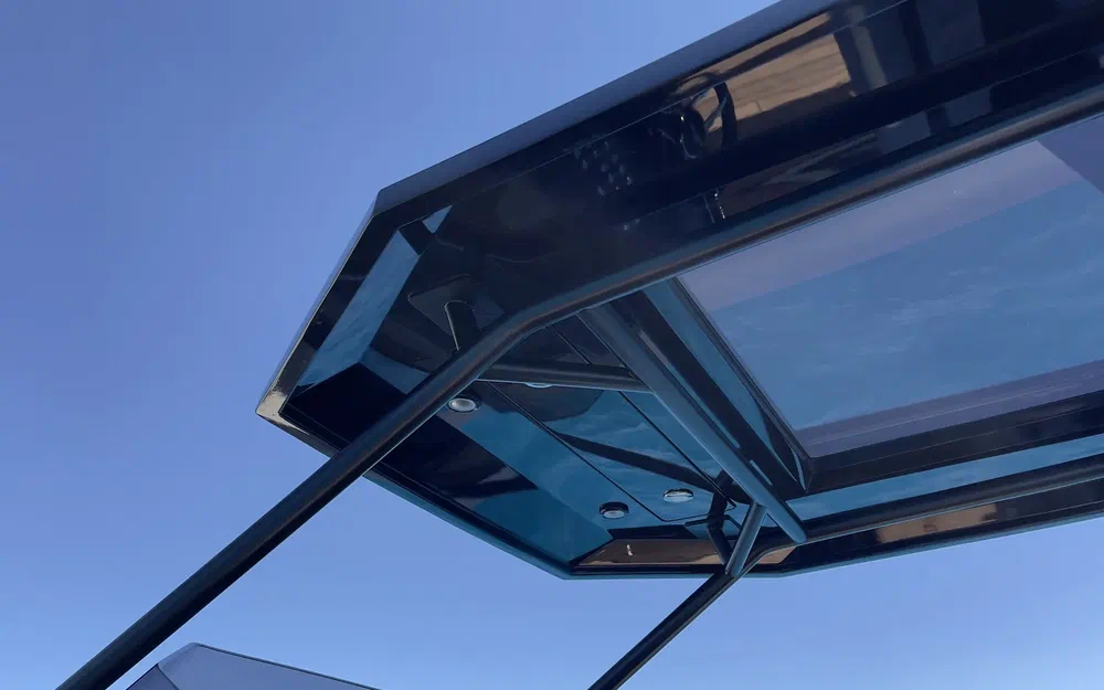 slider 19 Renier R12