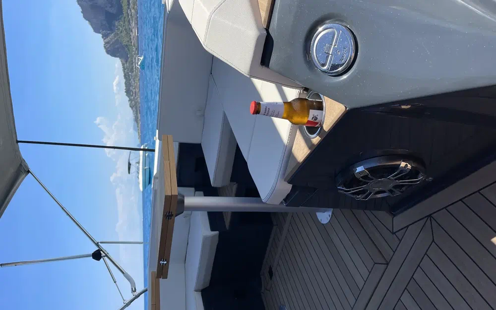 slider 25 Renier R12