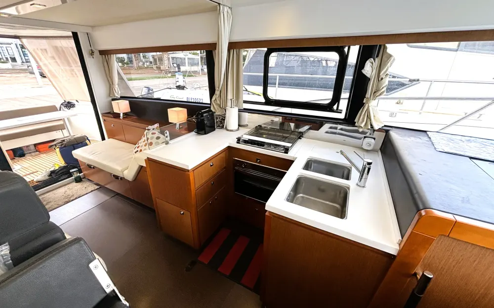 slider 20 Jeanneau Velasco 43