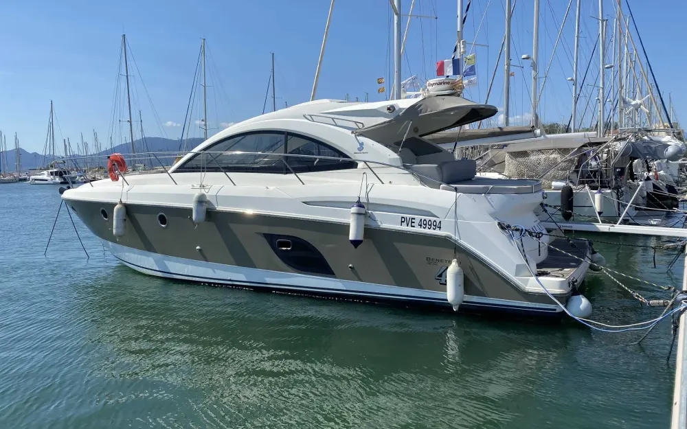 slider 0 Beneteau Monte Carlo 42