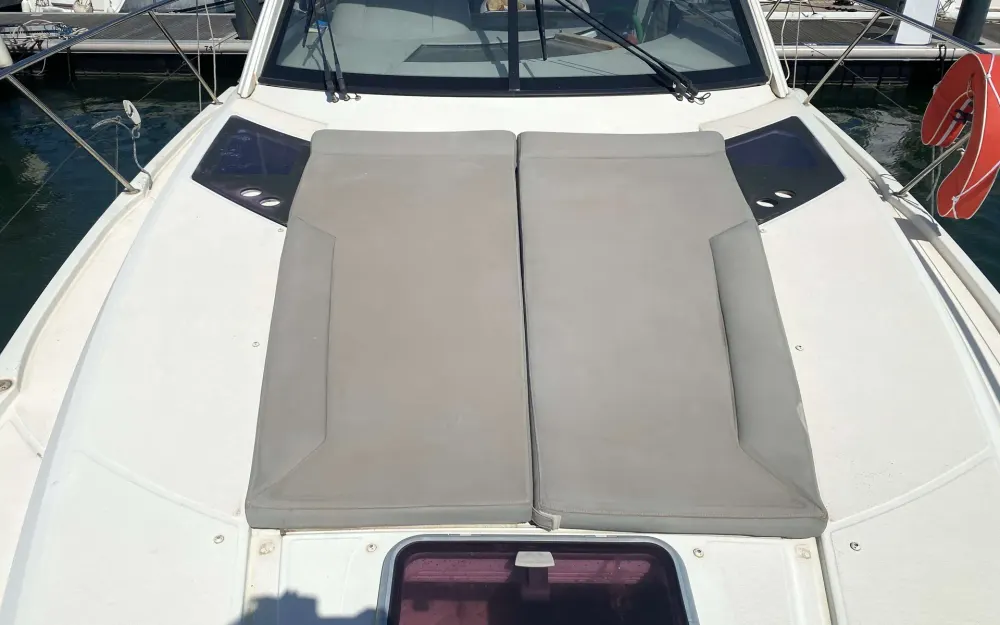 slider 12 Beneteau Monte Carlo 42