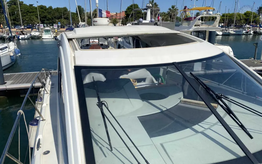 slider 13 Beneteau Monte Carlo 42