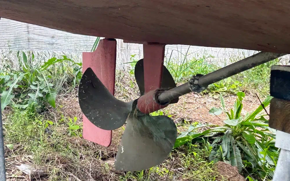 slider 17 Hacker Craft 30 SPORT