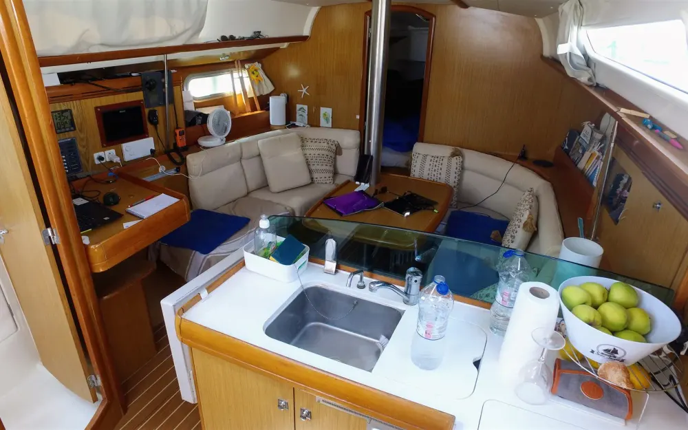 slider 11 Jeanneau Sun Odyssey 36 i