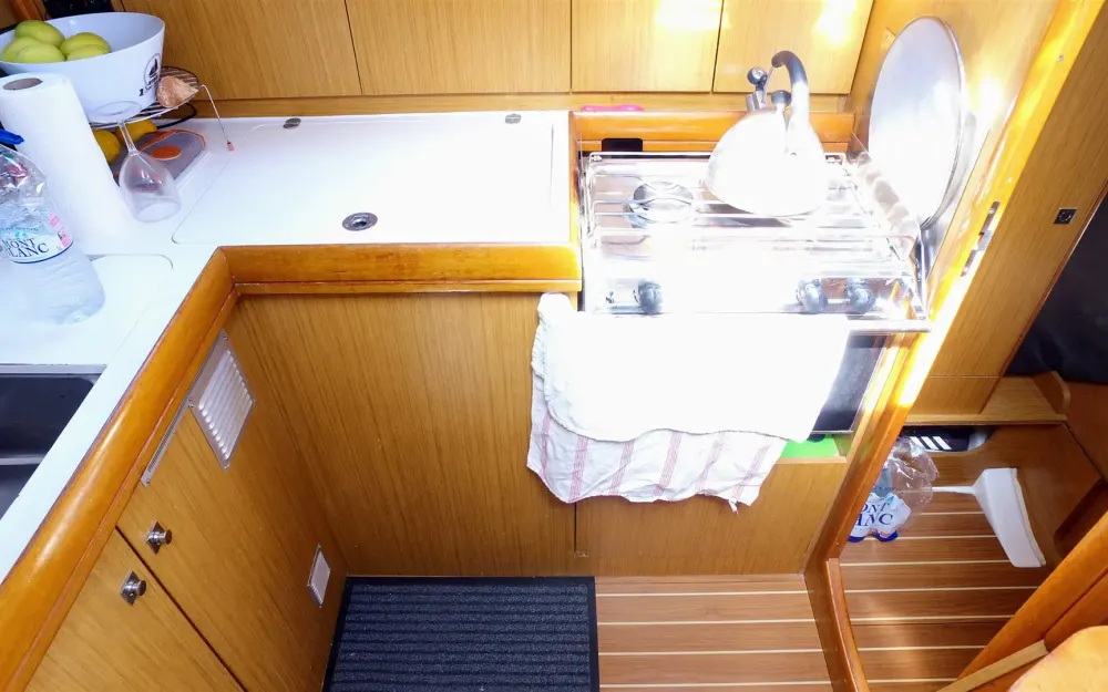 slider 17 Jeanneau Sun Odyssey 36 i