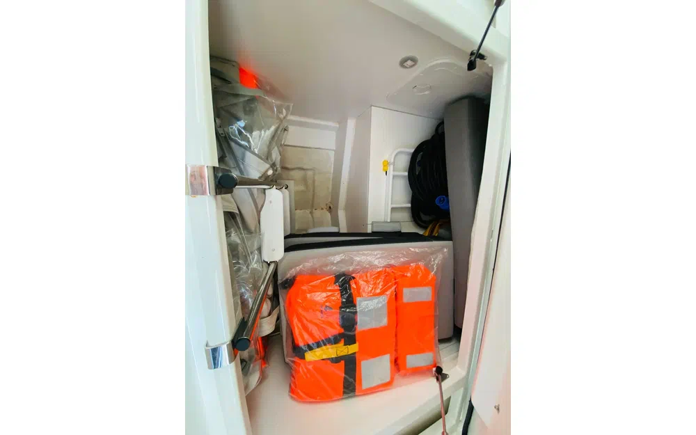 slider 16 Jeanneau Merry Fisher 895