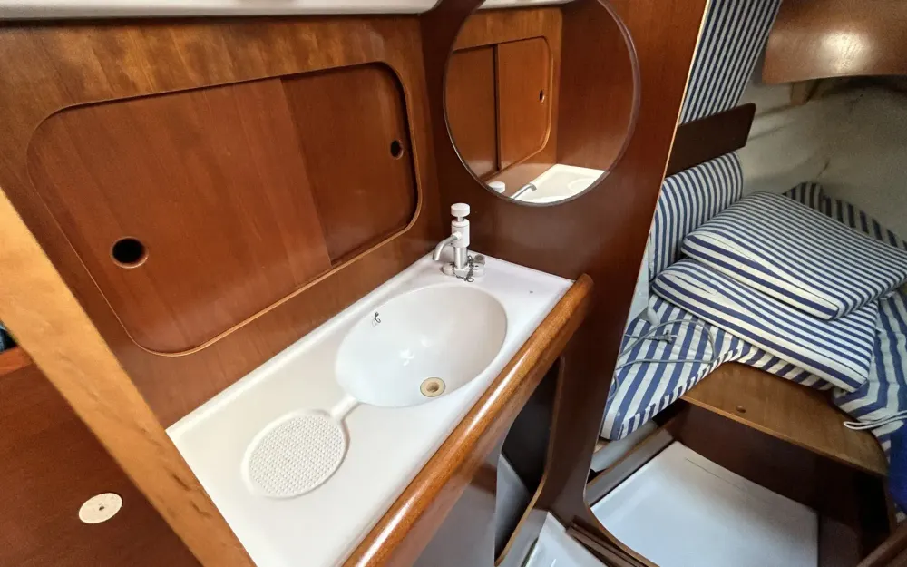slider 9 Beneteau First 260 Spirit