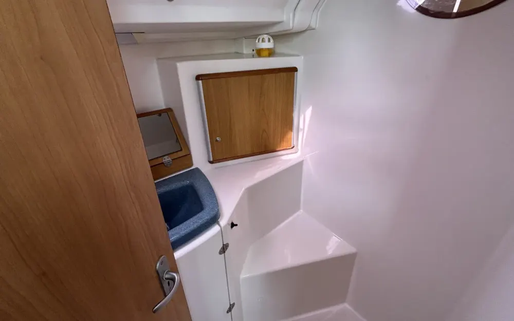slider 9 Poncin Yachts Harmony 42