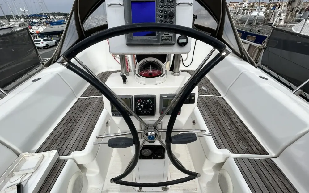 slider 12 Poncin Yachts Harmony 42