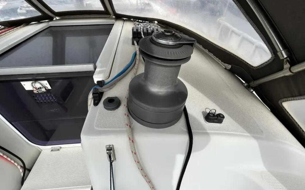 slider 14 Poncin Yachts Harmony 42