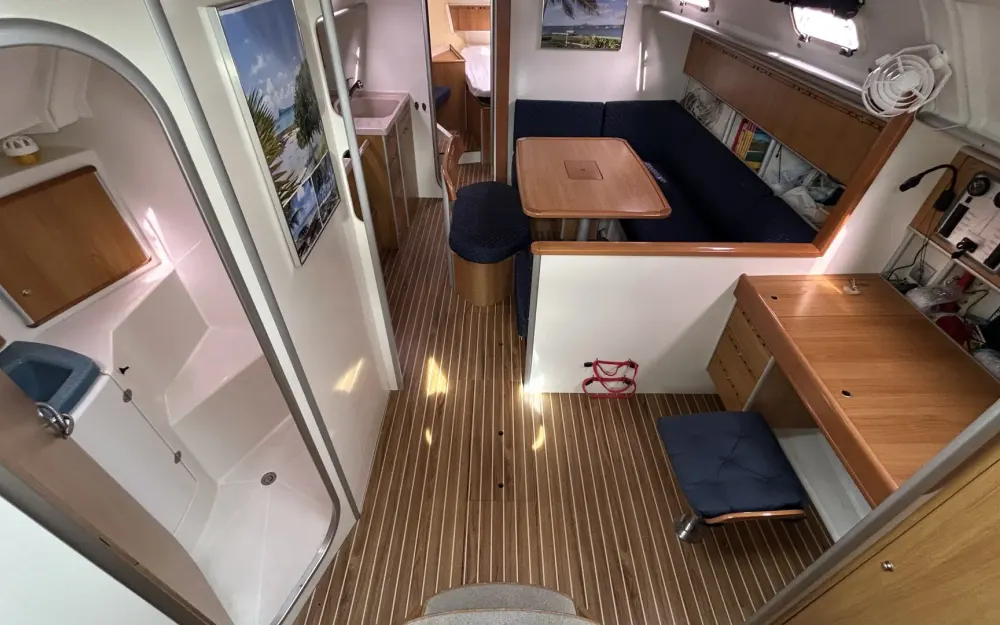 slider 1 Poncin Yachts Harmony 42