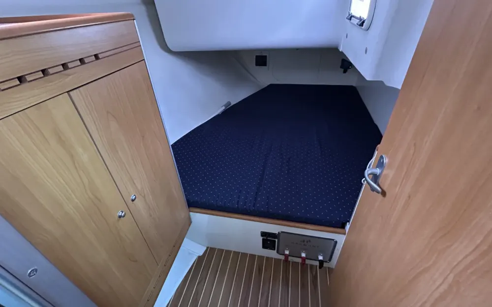slider 5 Poncin Yachts Harmony 42