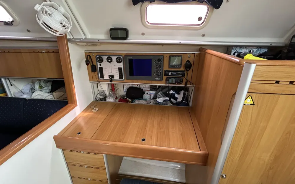 slider 7 Poncin Yachts Harmony 42