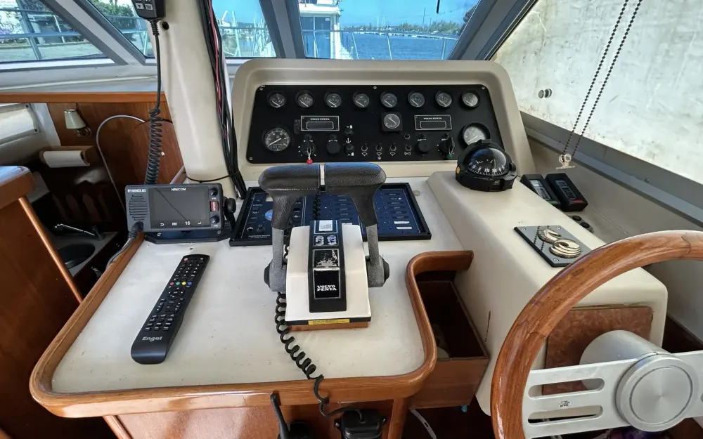 slider 5 Beneteau Antares 10.20