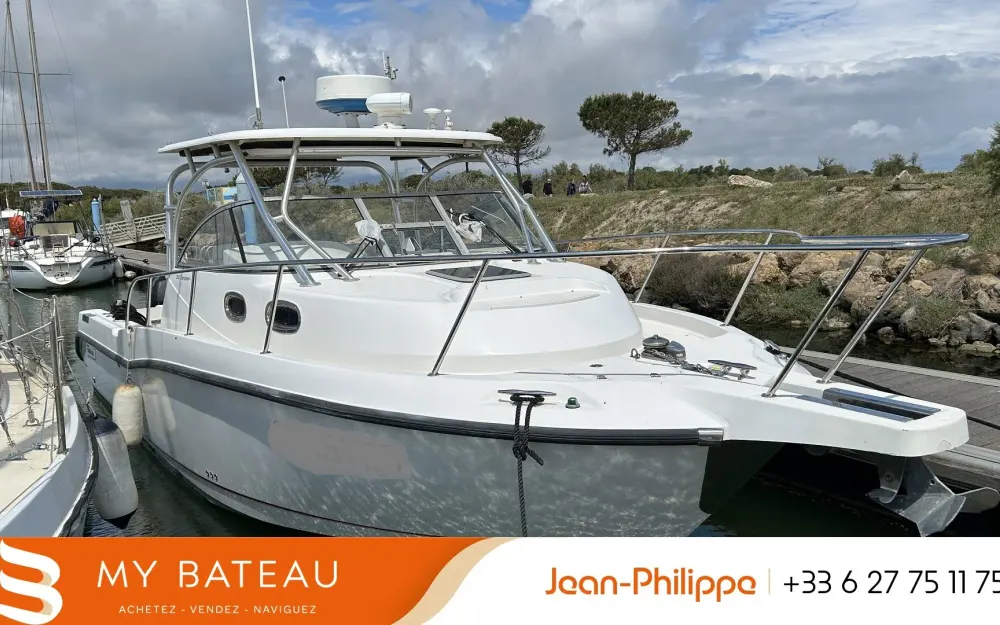 slider 0 Boston Whaler  305 Conquest