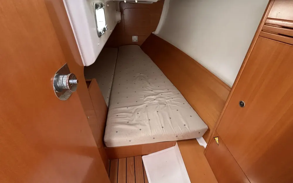 slider 6 Beneteau First 31.7