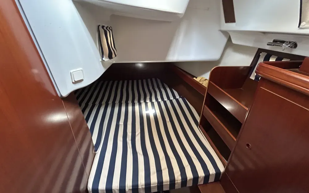 slider 10 Beneteau Oceanis 423Clipper