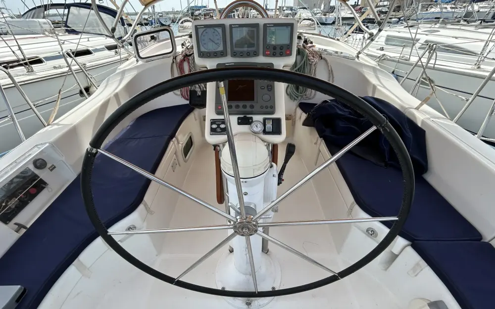 slider 19 Beneteau Oceanis 423Clipper