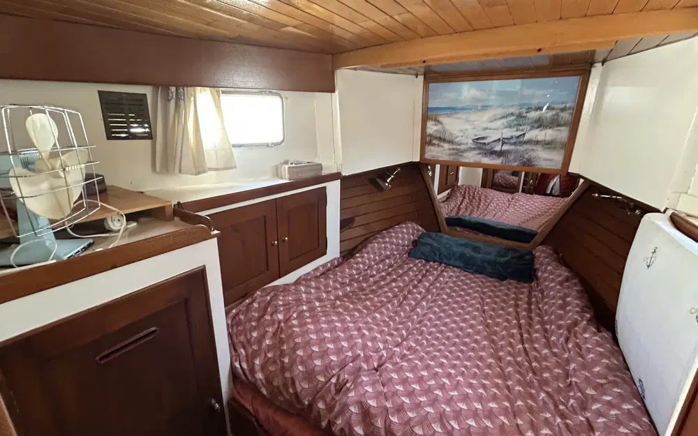 slider 6 Grand Banks 42 Europa