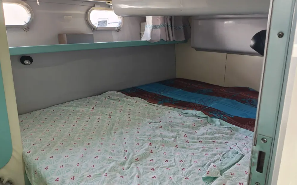slider 12 Ferretti Altura 47