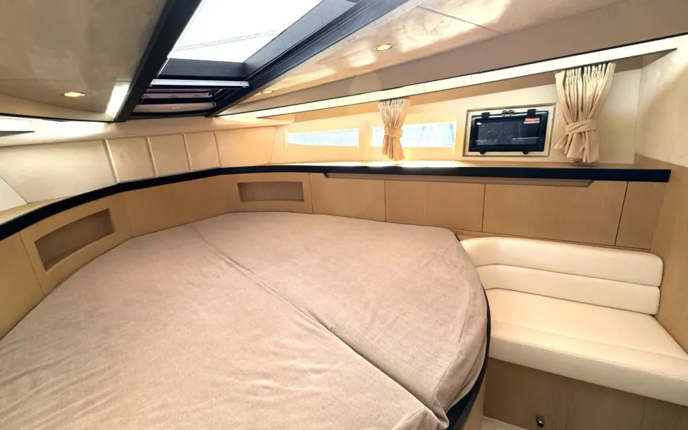 slider 9 Galeon  405 HTL