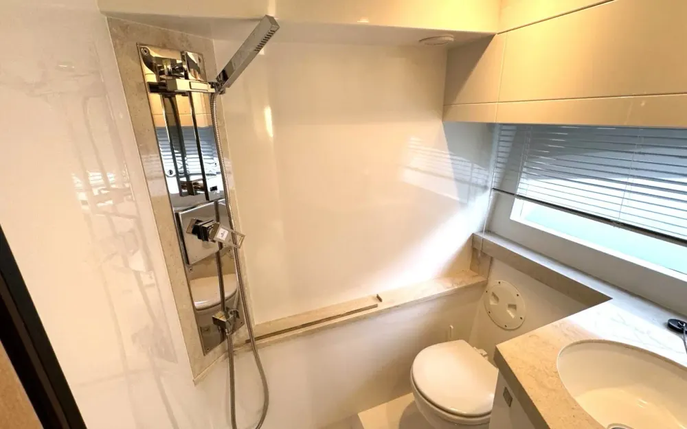 slider 13 Galeon  405 HTL