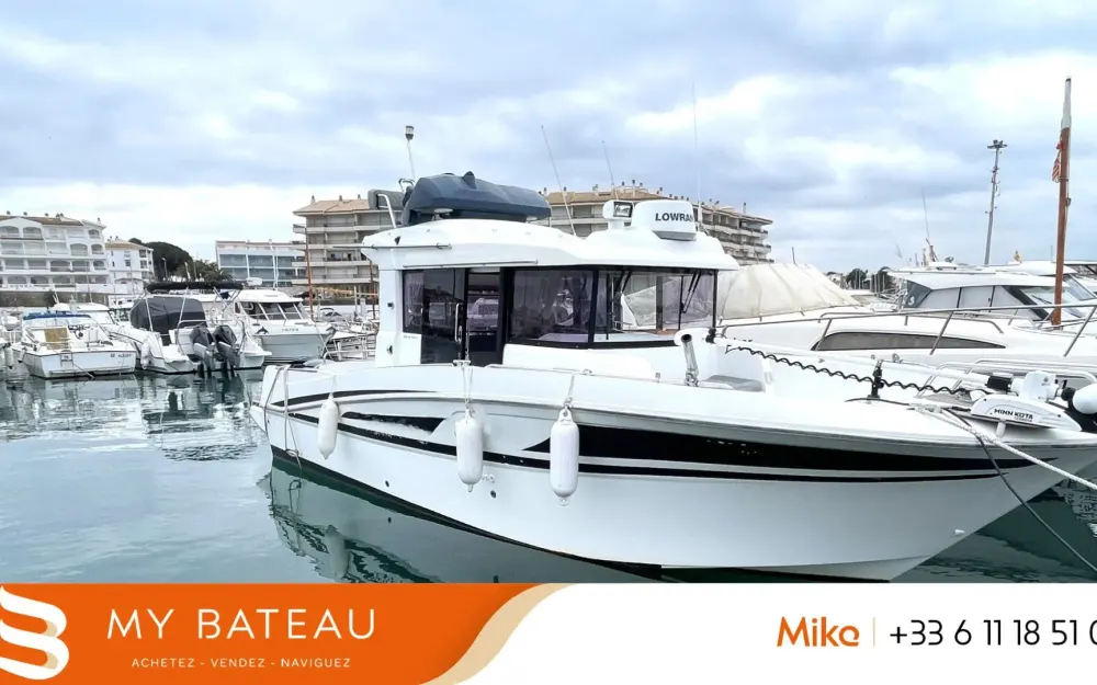 slider 0 Beneteau Barracuda 9 Fly