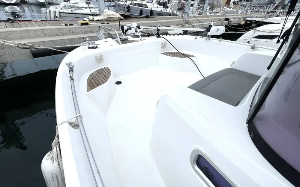 slider 19 Beneteau Barracuda 9 Fly