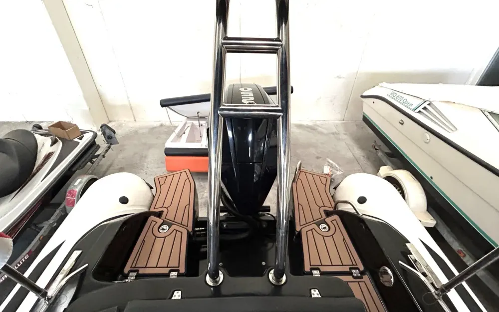 slider 11 Grand Golden Line G750