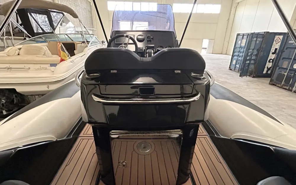slider 4 Grand Golden Line G750