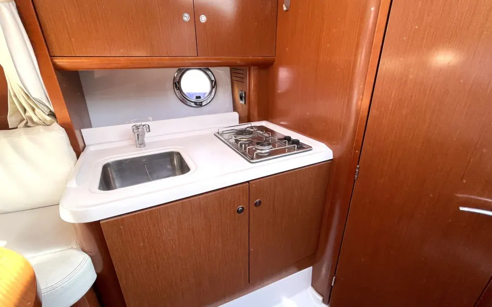 slider 9 Beneteau Gran Turismo 34