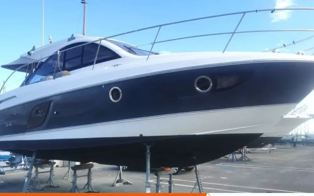 slider 1 Beneteau Gran Turismo 34
