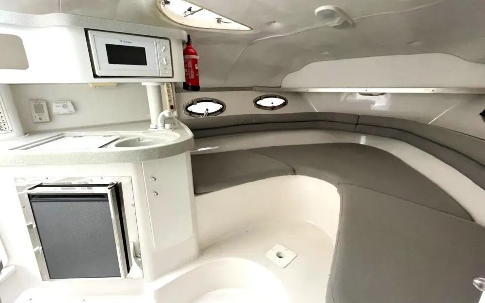 slider 6 Chris Craft Crowne 25