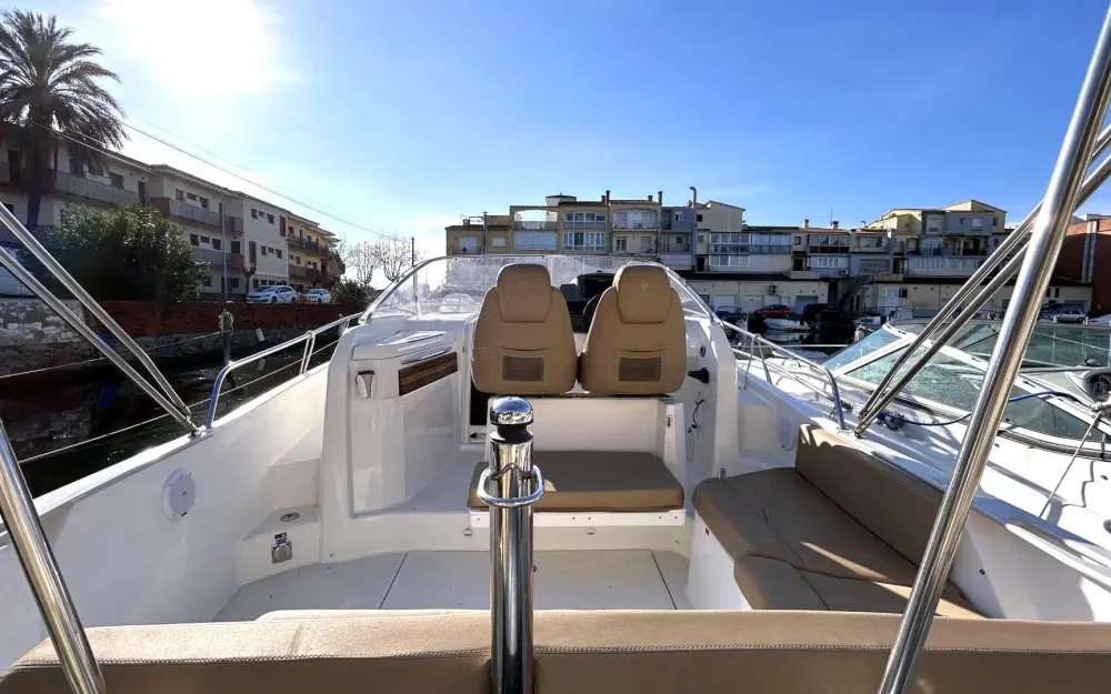 slider 3 Jeanneau Cap Camarat