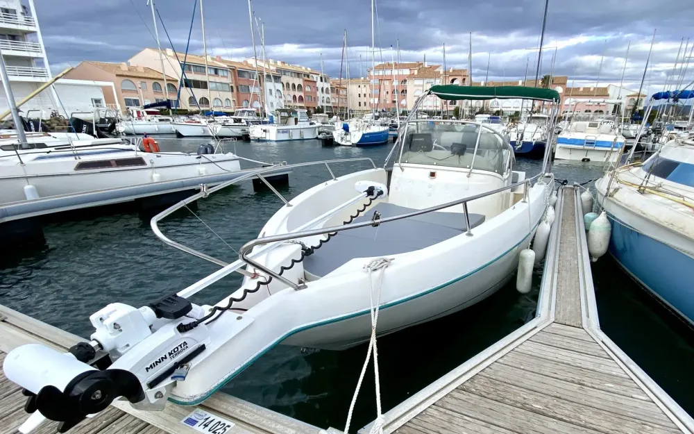 slider 2 Jeanneau Cap Camarat 705