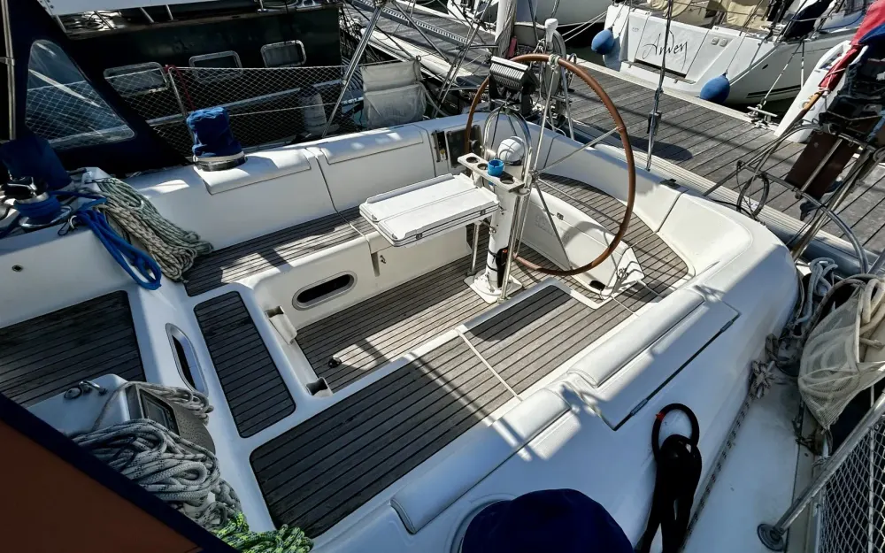 slider 6 Jeanneau Sun Odyssey 47