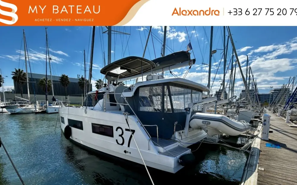 slider 0 Indigo Yacht Aventura 37