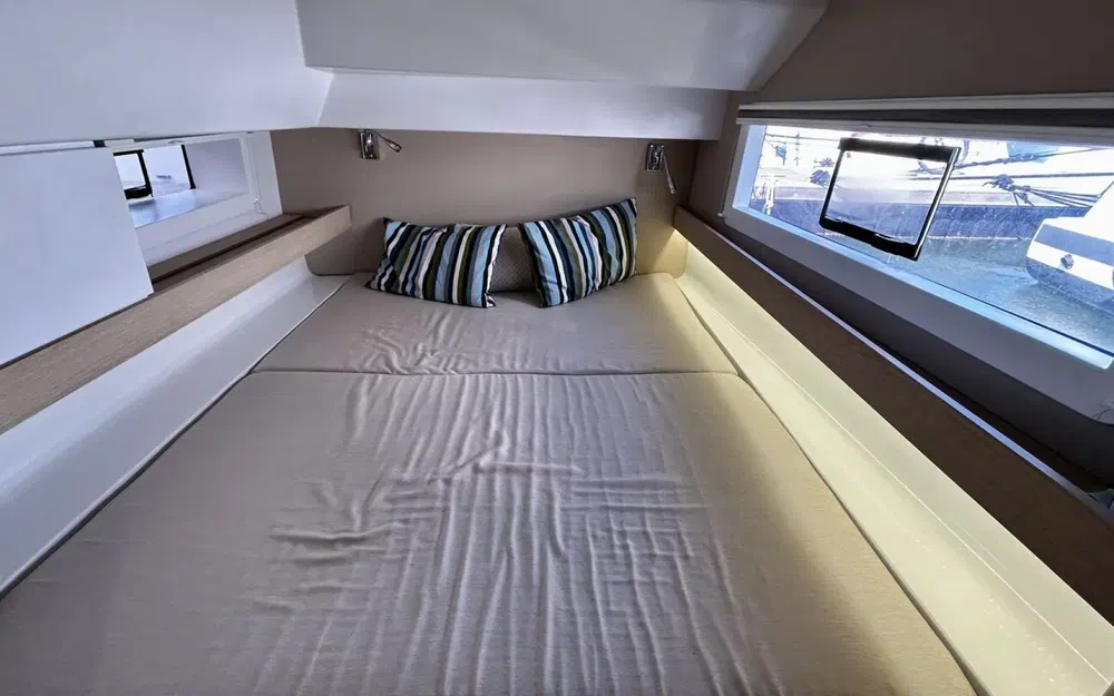 slider 11 Aventura Yacht Aventura 37