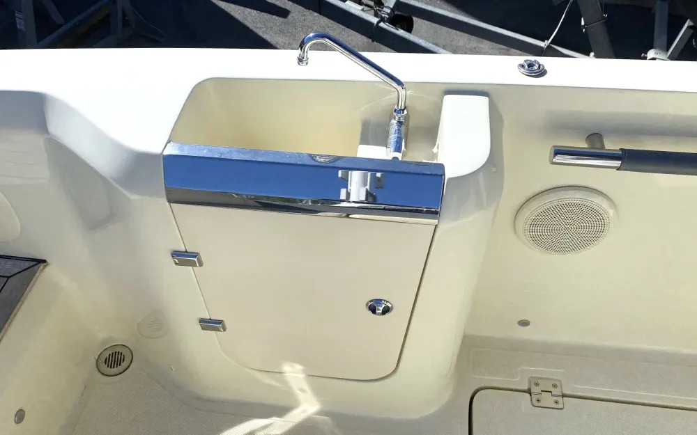 slider 10 Invictus  270 CX