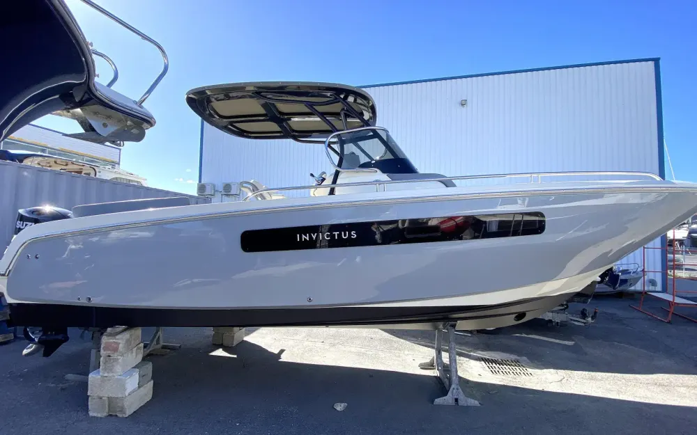 slider 2 Invictus  270 CX