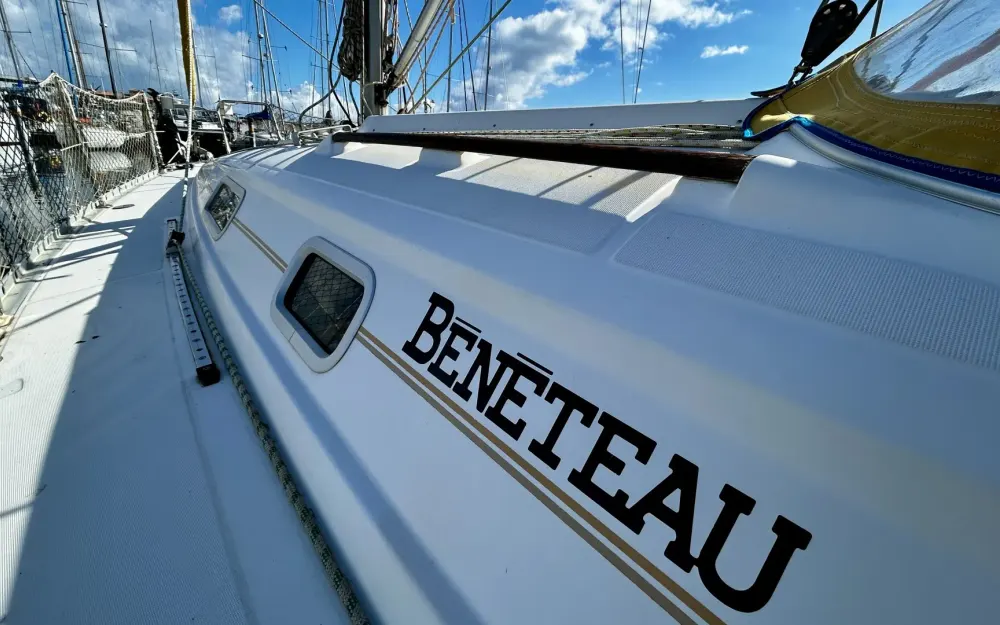 slider 9 Beneteau Oceanis 311 Clipper