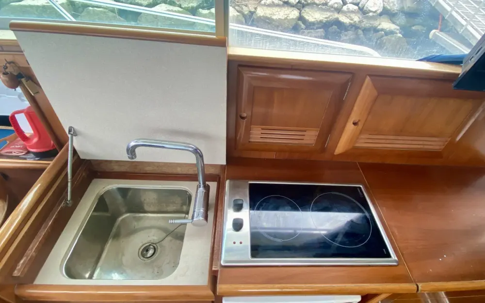 slider 11 Beneteau Antares 10.80