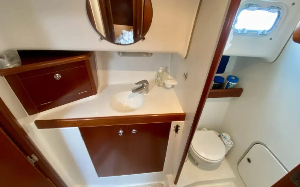 slider 15 Beneteau Antares 10.80
