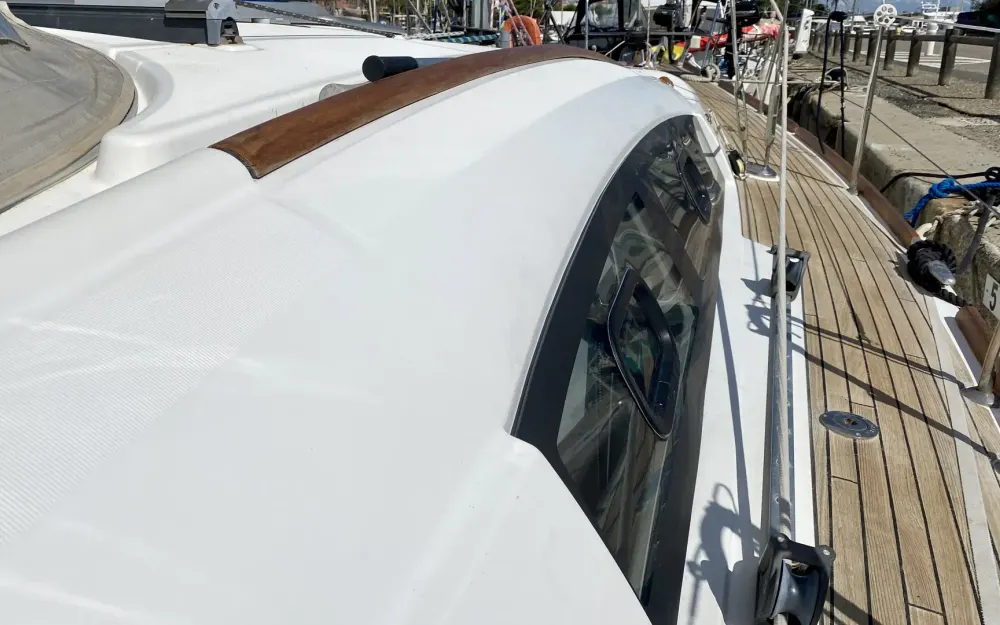 slider 7 Beneteau Oceanis 43